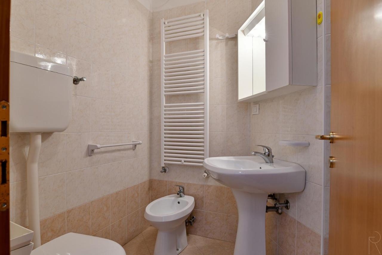 Zenith Apartment ลิโดดิเยโซโล ภายนอก รูปภาพ