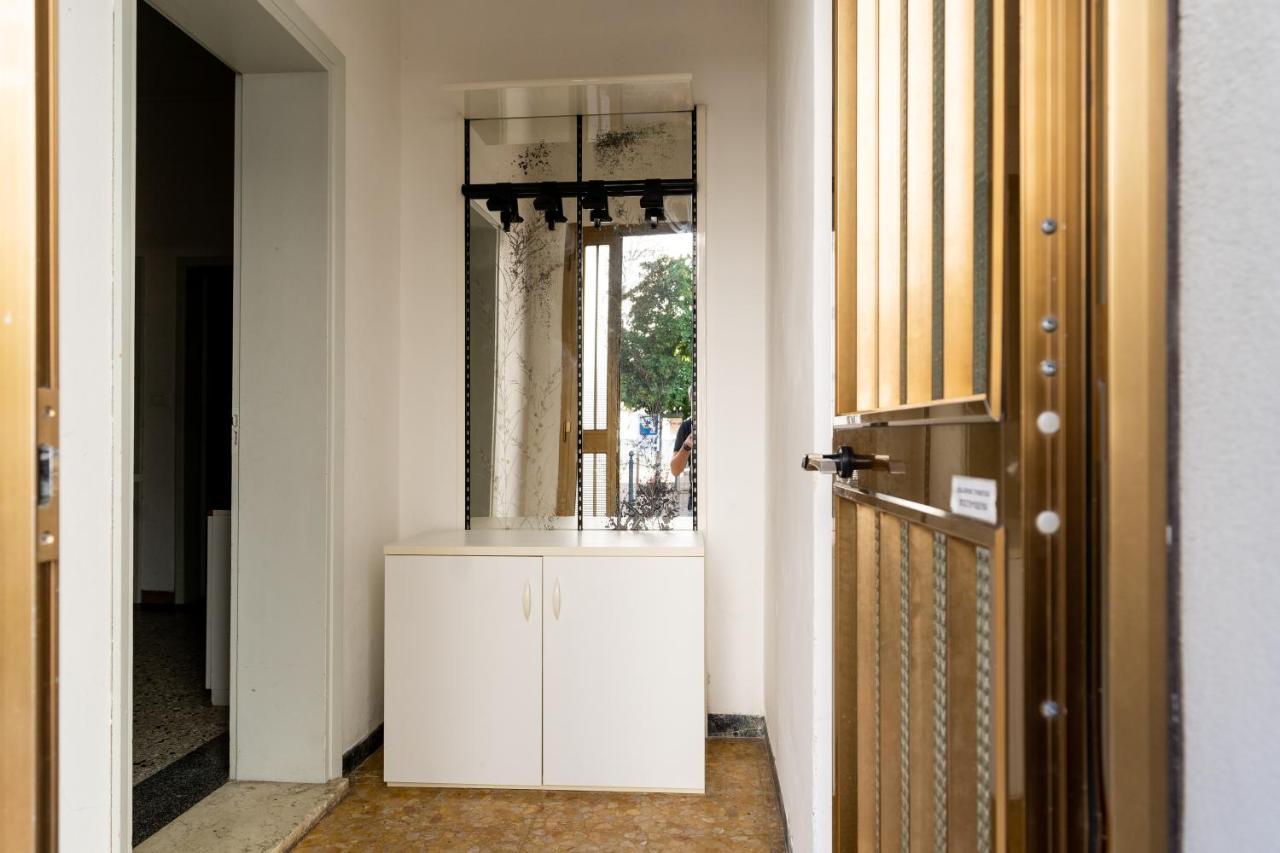 Zenith Apartment ลิโดดิเยโซโล ภายนอก รูปภาพ