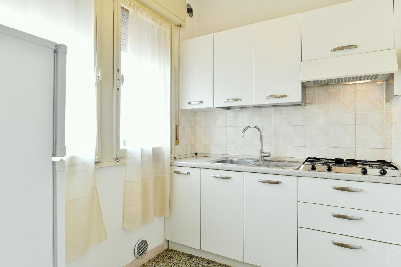 Zenith Apartment ลิโดดิเยโซโล ภายนอก รูปภาพ